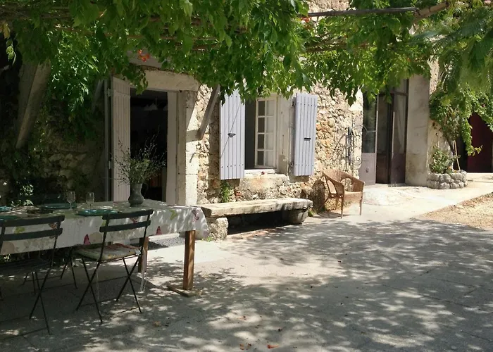 Les Rochettes La Garde-Adhémar